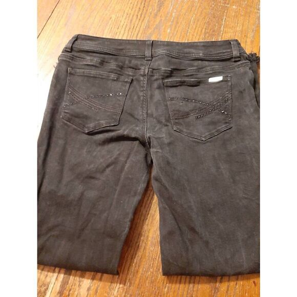 Size .5 Regular Chicos So Slimming Black Faded Look Raw Hem Denim Jeans - Picture 7 of 11